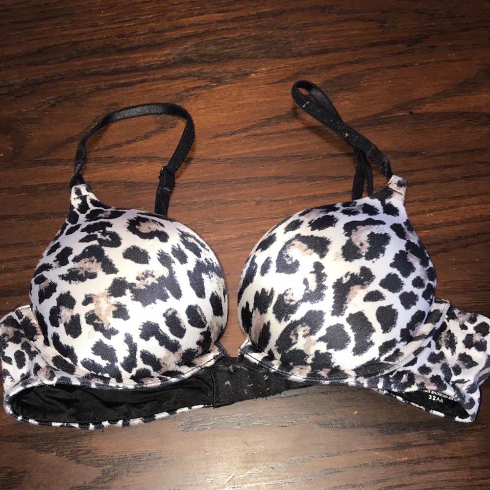 Victoria’s Secret miraculous plunge push up bra